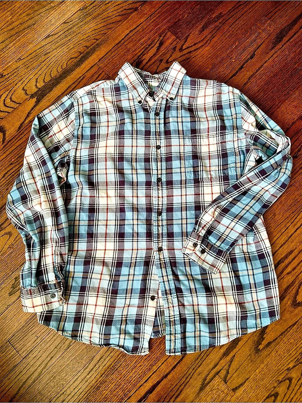 St. John's Bay Plaid Cotton Button Down Size Large Like New